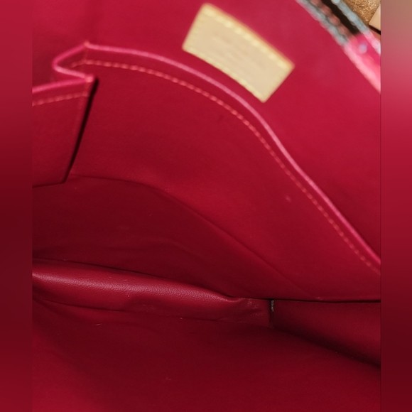 Vuitton Cherries Sac Plat - Picture 7 of 15